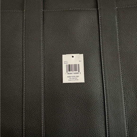 Coach Black Briefcase with Textured Leather and Structured Design - Picture 6 of 6